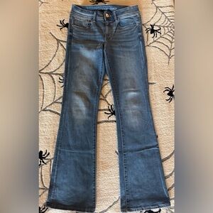 Women's Flare Jeans in Classic Blue